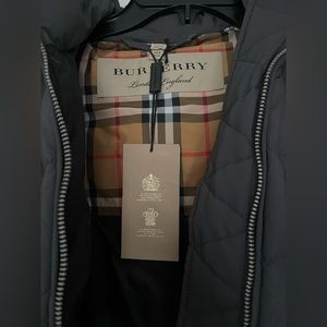 Brand new ** Burberry down jacket
